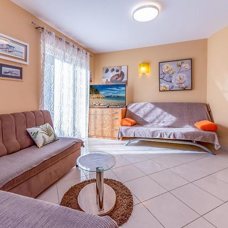 Apartments Lovorka バスカ エクステリア 写真