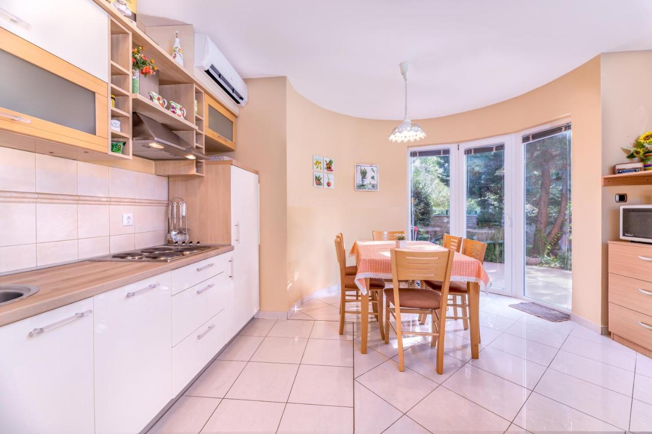Apartments Lovorka バスカ エクステリア 写真