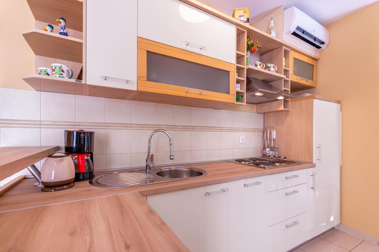 Apartments Lovorka バスカ エクステリア 写真