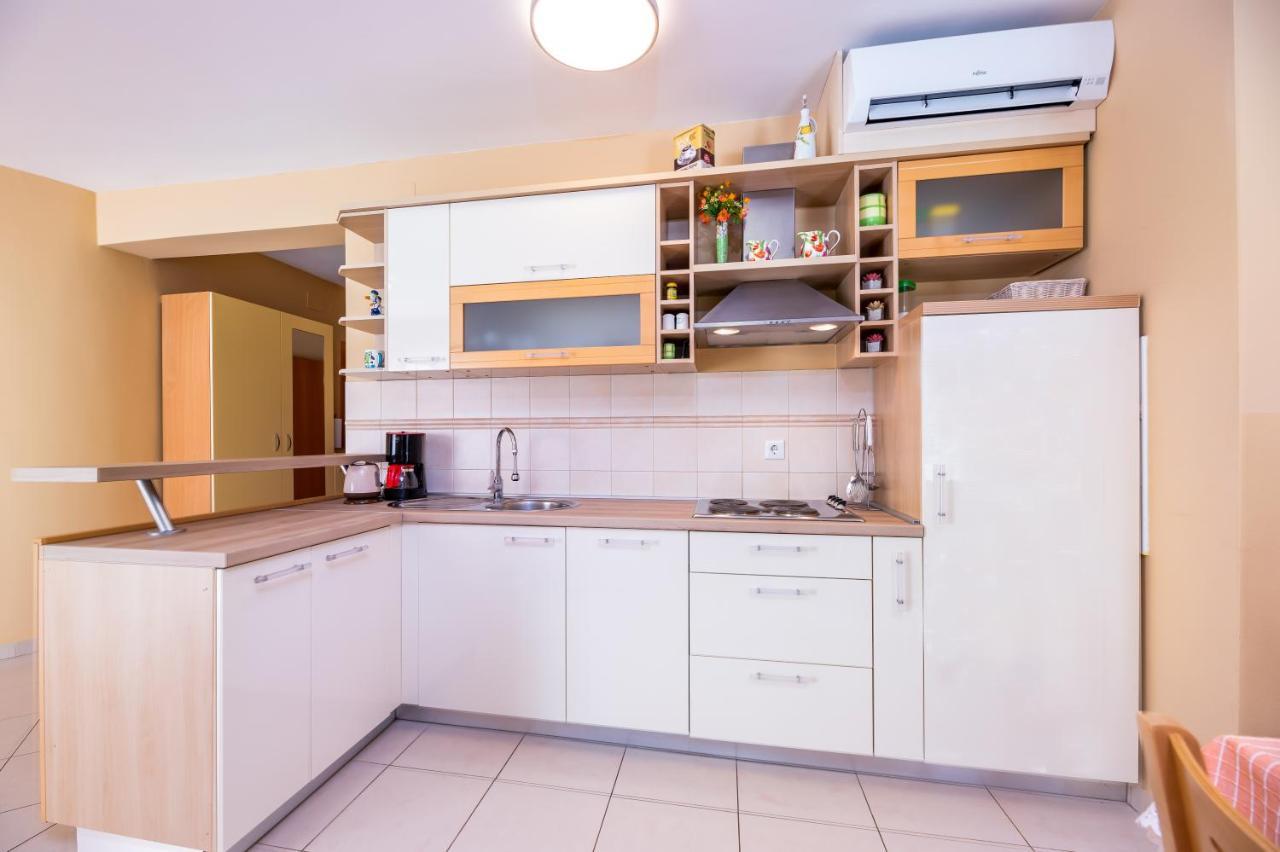 Apartments Lovorka バスカ エクステリア 写真