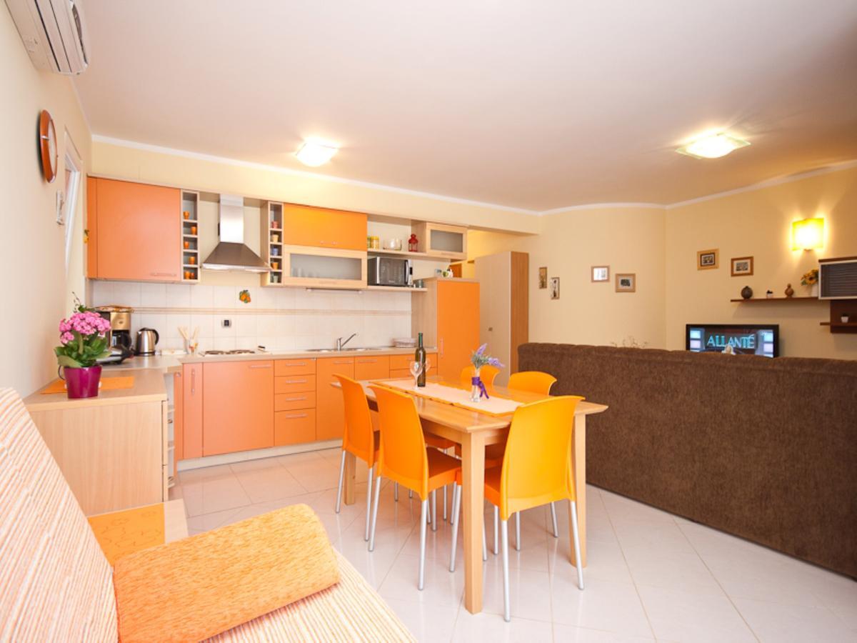Apartments Lovorka バスカ エクステリア 写真