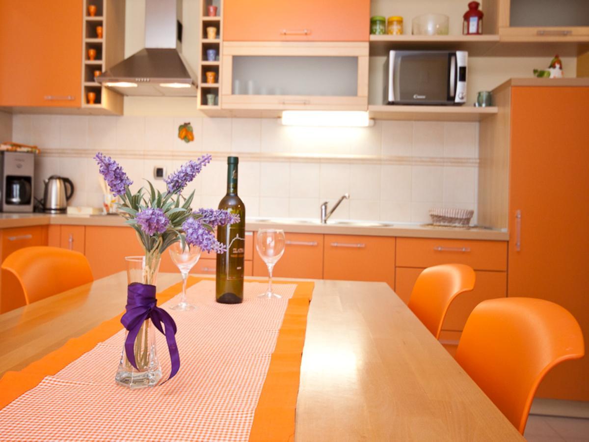 Apartments Lovorka バスカ エクステリア 写真