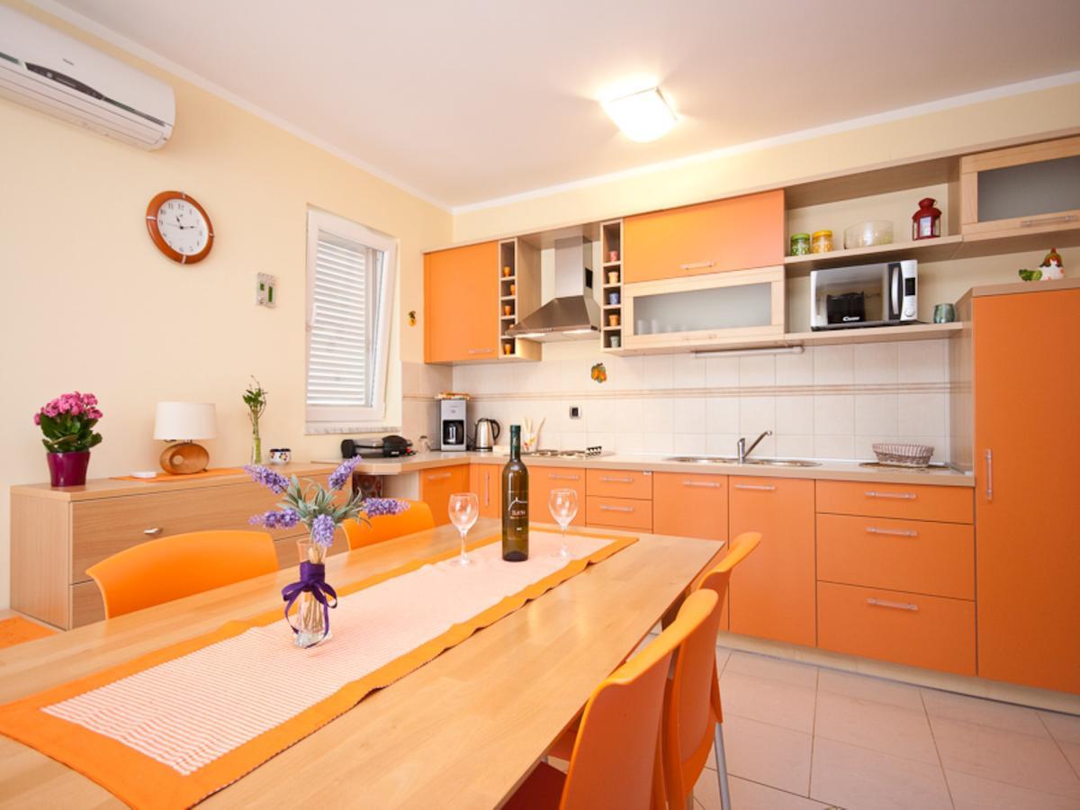 Apartments Lovorka バスカ エクステリア 写真